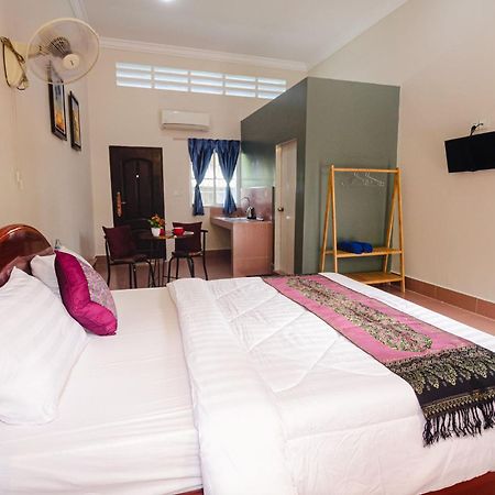 Lea'S Guesthouse And Restaurant Kampot Kültér fotó