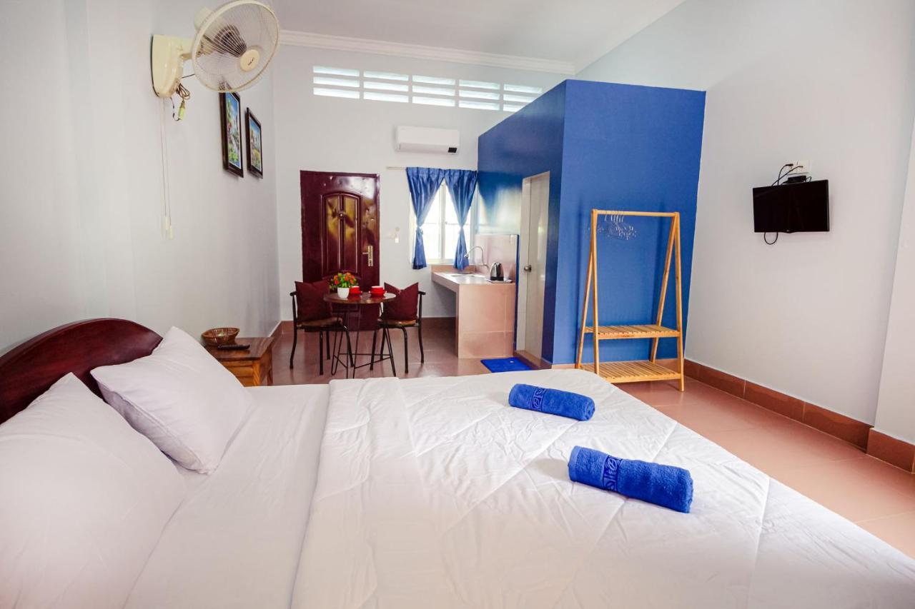 Lea'S Guesthouse And Restaurant Kampot Kültér fotó