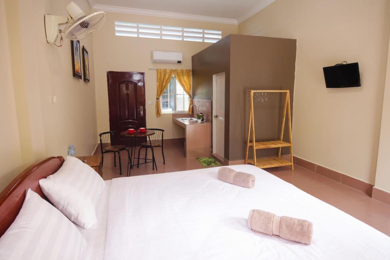 Lea'S Guesthouse And Restaurant Kampot Kültér fotó
